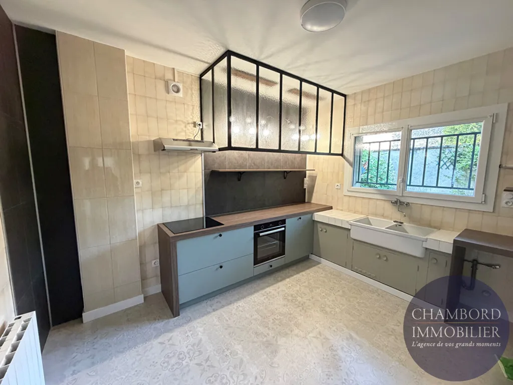 Köök - Ground Floor Flat with Garden in Blois