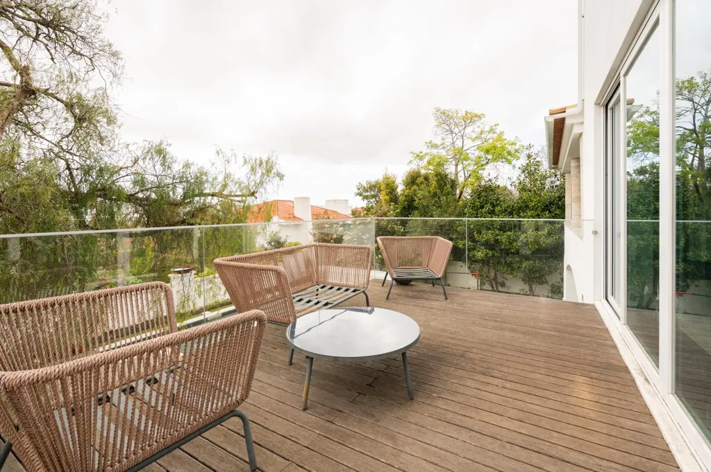 Terrasse - 7 Bedroom House with Pool in Restelo, Lisbon