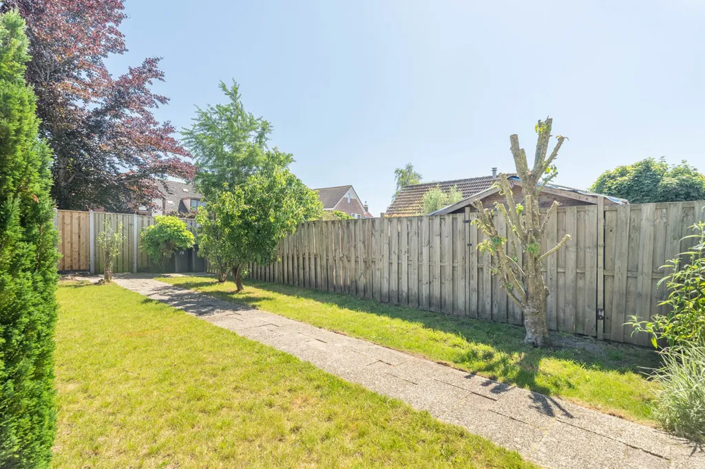 Giardino - Characterful Semi-detached House with Deep Garden in Yerseke