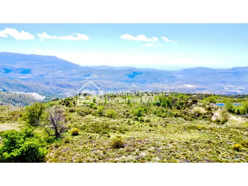 Rustic Finca with Water Source in Sierra de Júbar