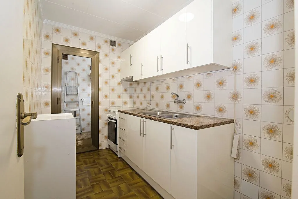 Cuisine - Apartment with Elevator in Collblanc