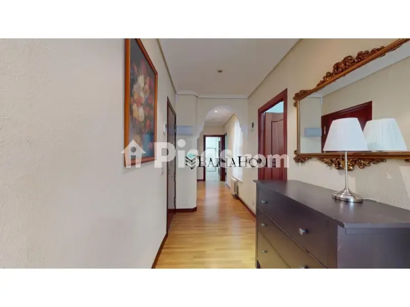 Entrée - Fully Furnished Flat with Balcony in Santander