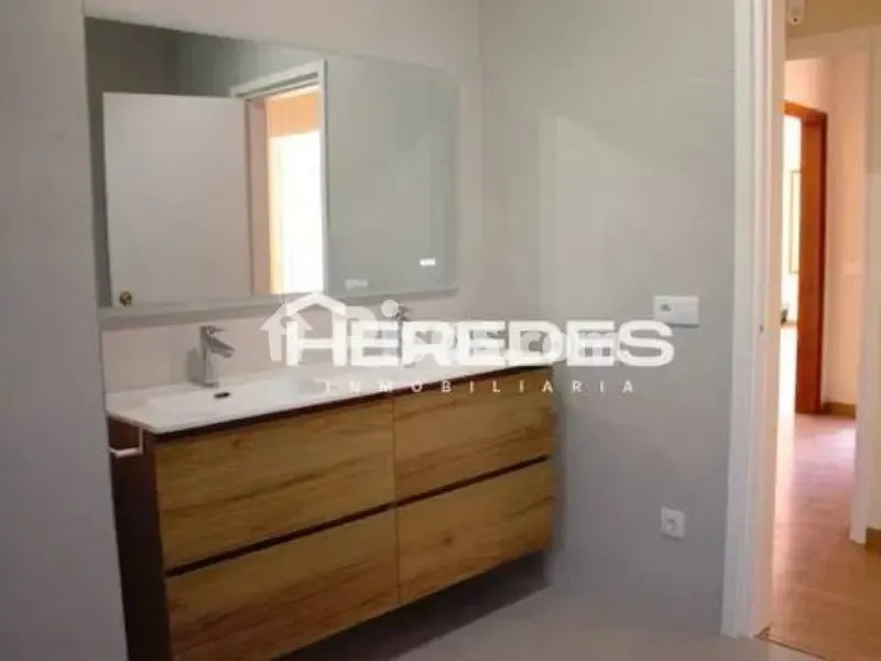 Vannitoad - Chalet with Terrace in Torrelles de Llobregat