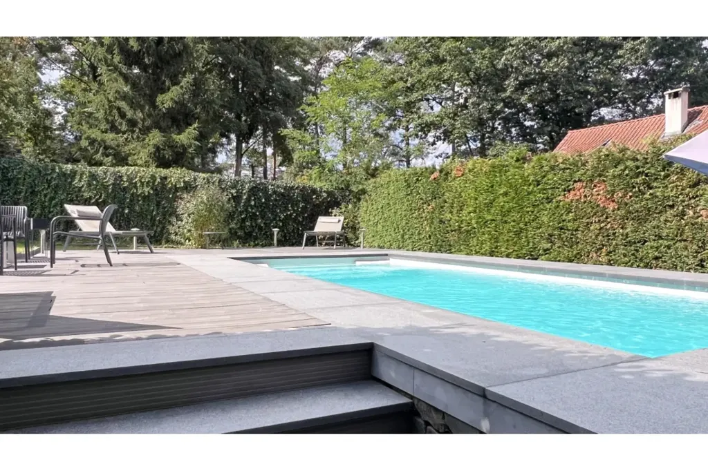 Piscine - Villa 4 façades avec piscine à Bierges