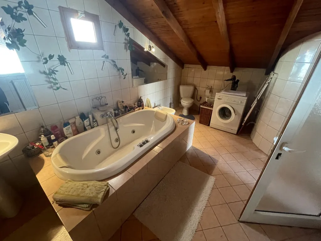 4-toaline korter asukohas Kavala suburbs