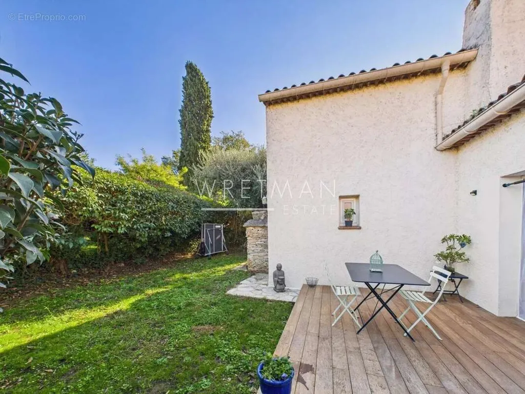 Jardin - Villa 4 Chambres avec Piscine dans un Domaine Privé à Cannes Ouest