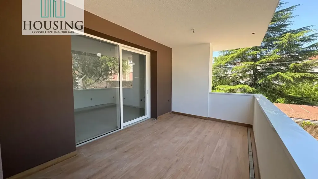 Rõdu - Modern Apartment with Balcony in Abano Terme