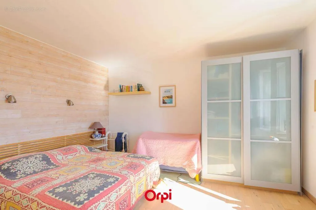 Chambres - Maison Ancienne avec Maisonnette Indépendante près de la Mer