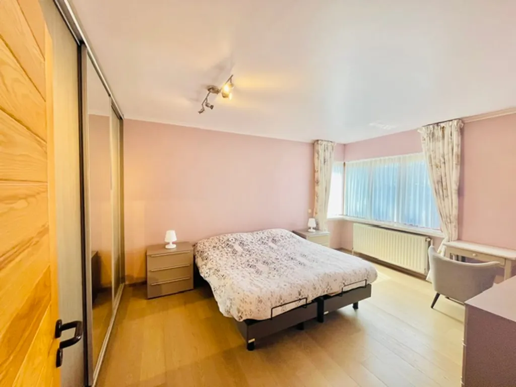 Magamistoad - Spacious House with Garden in Aalter