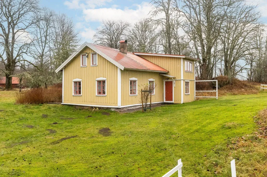 11-toaline maja asukohas Ulricehamns kommun