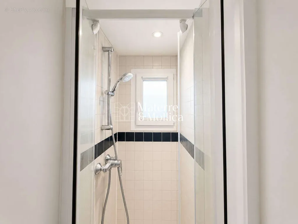 Bagni - Studio with Poutres in Paris-6e