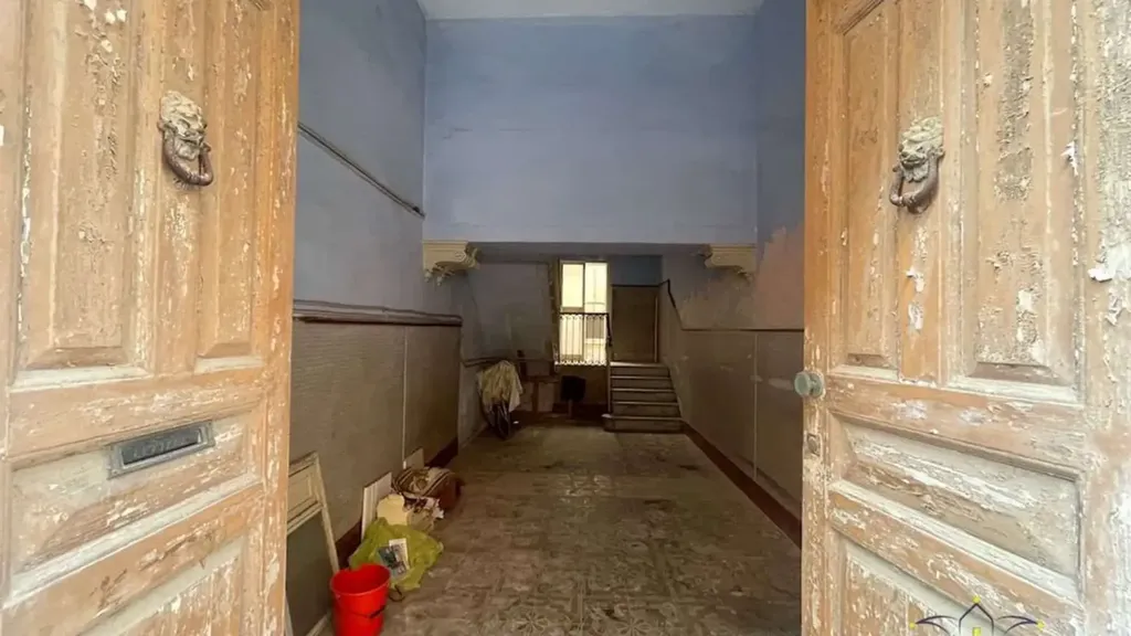 Esik - Villa with Apartments in Siracusa's Borgata