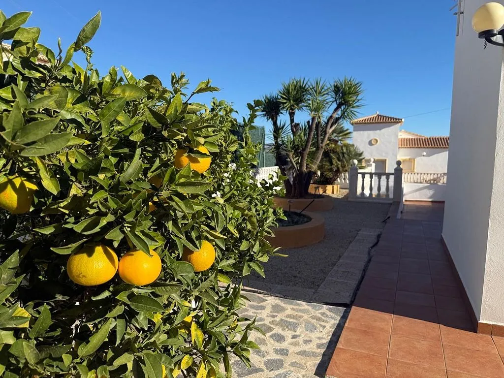 Exterior - Luxury Villa with Sea Views in Calpe