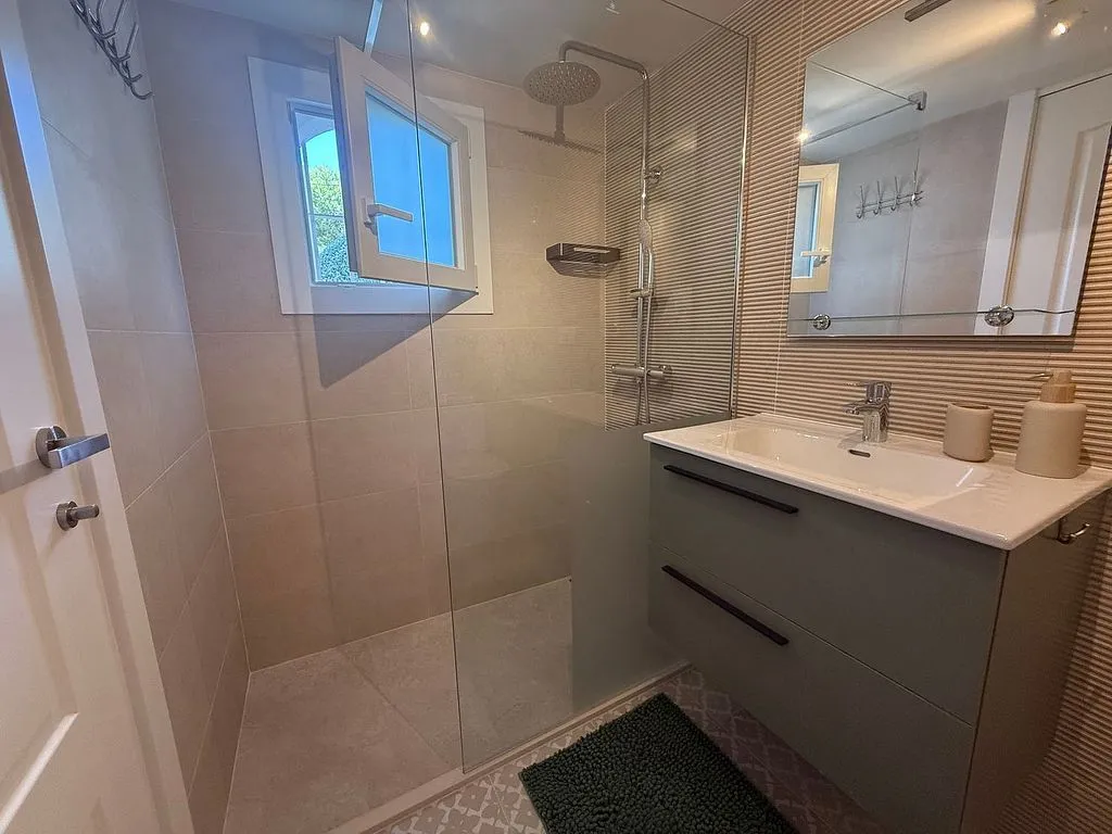 Salles de bain - Duplex with Sea View and Pool in Estepona