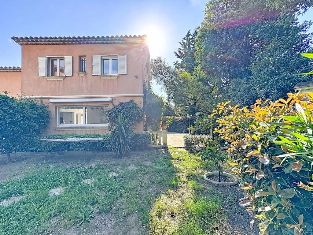 Välivaade - Villa with Pool near Cavalaire Centre