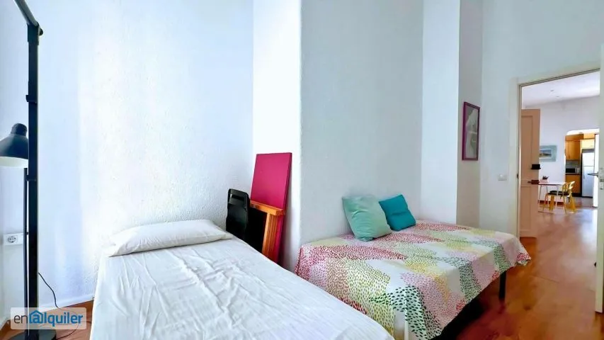 Camere da letto - Modernist Flat with Balcón in Cabanyal, Valencia