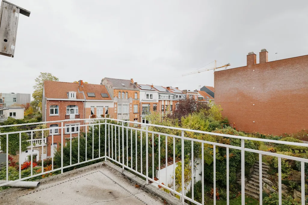 Balcon - Maison de Maître avec Jardin dans le Quartier des Fleurs à Schaerbeek