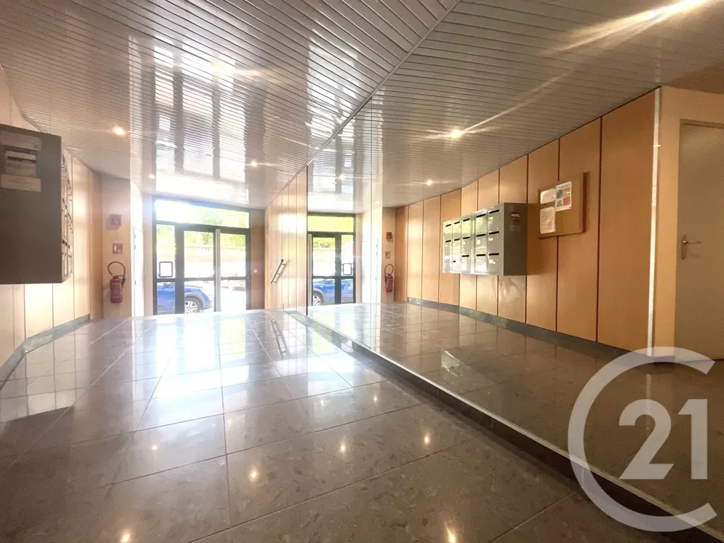 Entrée - Appartement F2 avec Terrasse à Limoges