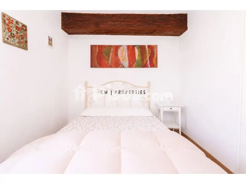 Chambres - Apartment with Balcony in Valencia's El Carmen