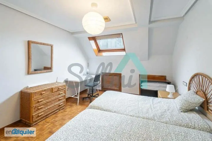 Magamistoad - Furnished Flat with West View in Oviedo