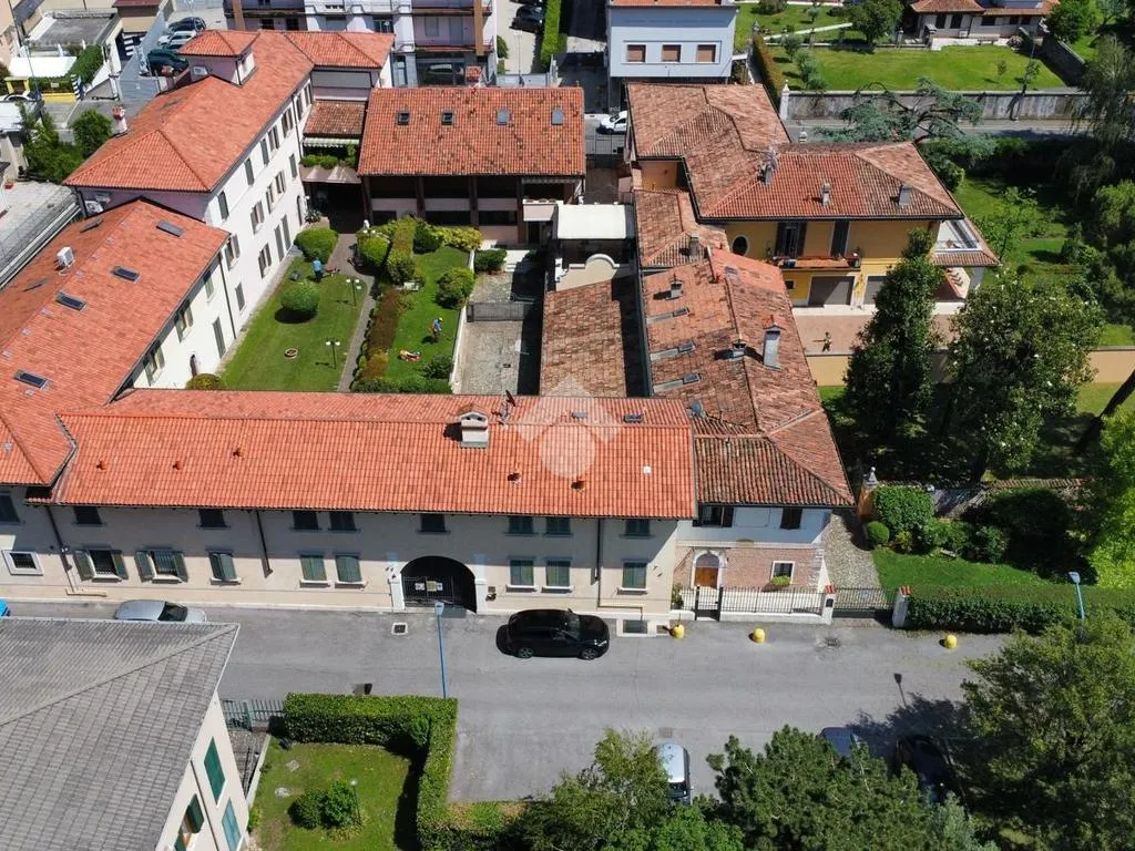 Vista aerea - Apartment with Terrace in Brescia