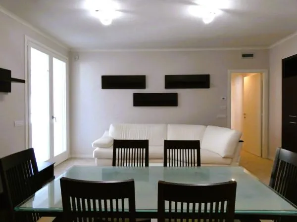 Salle à manger - Ground Floor Apartment with Terrace in Empoli