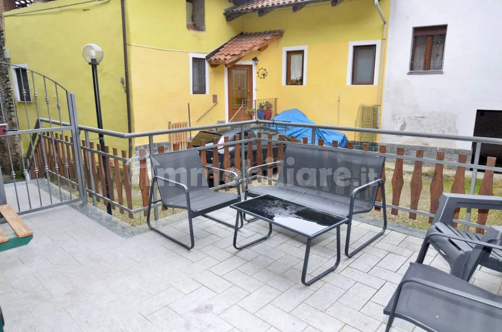 Terrass - Terraced House with Private Terrace in Levone