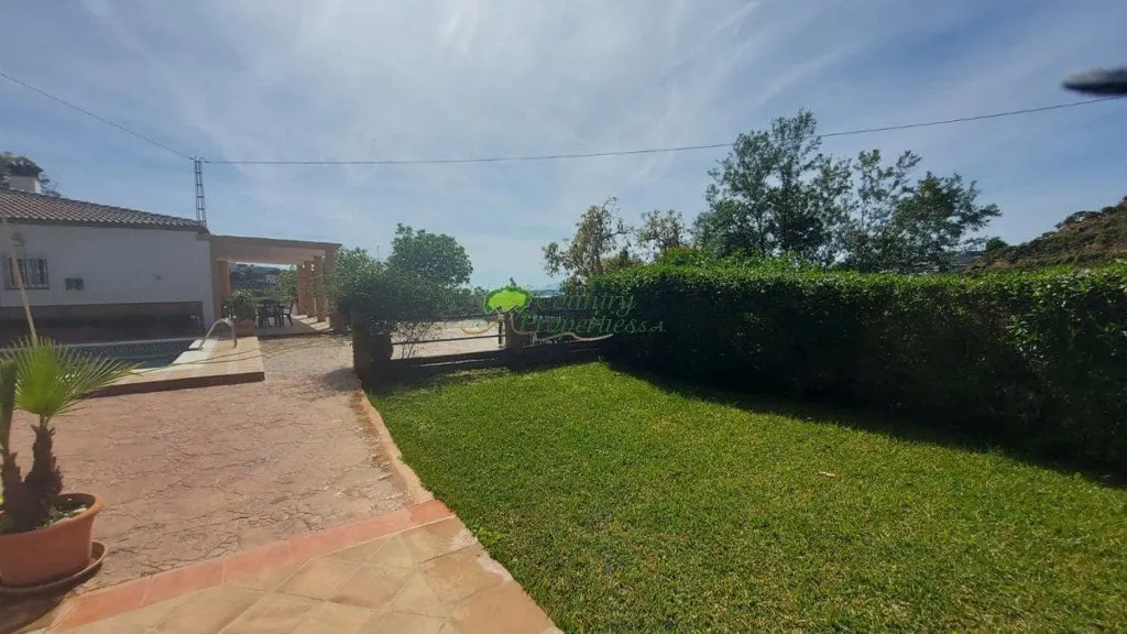 Aed - Country House with Pool in Algarrobo