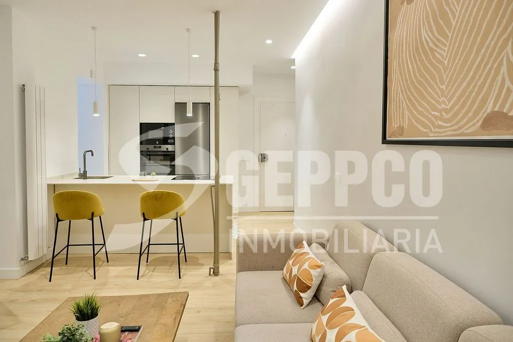 Elutuba - Modern Flat with Lift in Calle Goya, Madrid