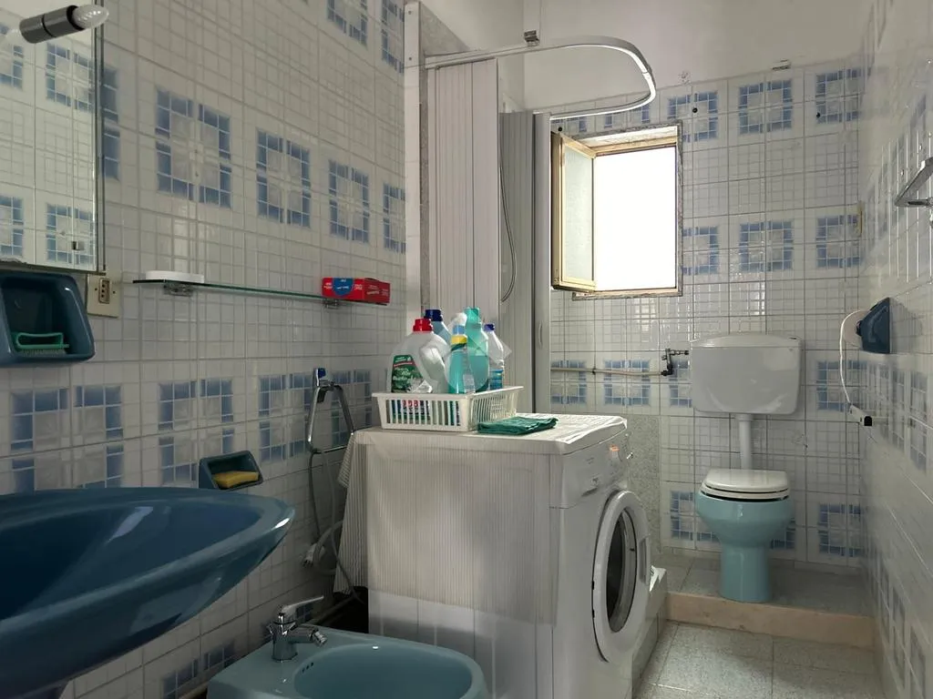 Bagni - Independent Two-Unit Building in Grottaglie
