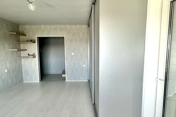 hallway_entrance