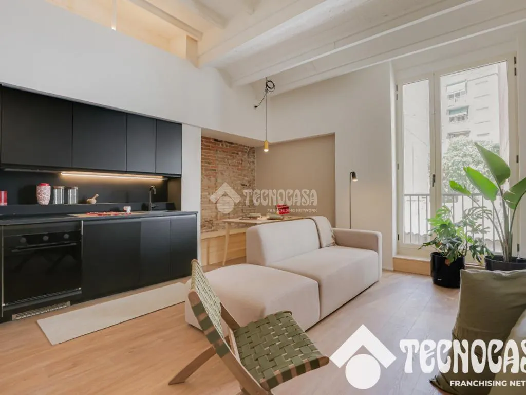 Elutuba - Reformed Flat with Terrace in Sant Andreu
