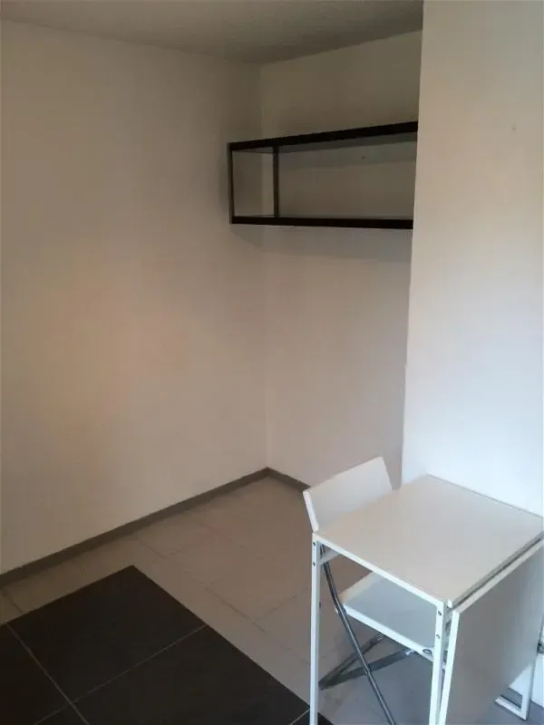 Kabinet - Refurbished Studio with Balcony in Grenoble