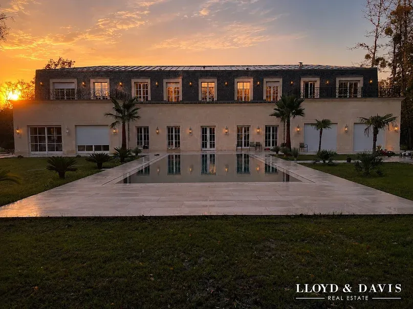 Extérieur - Maison de Luxe avec Spa à Chantilly