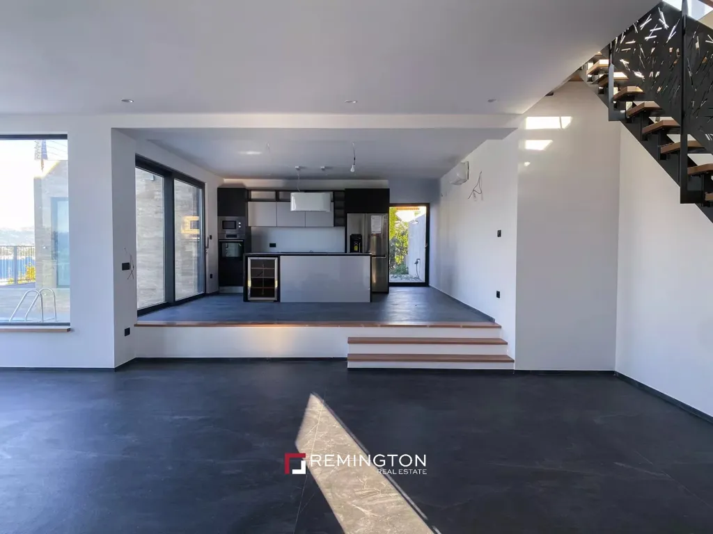 Elutuba - Modern Villa with Sea View on Adriatic Coast