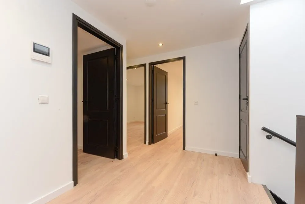Appartement 5 pièces à Den Haag