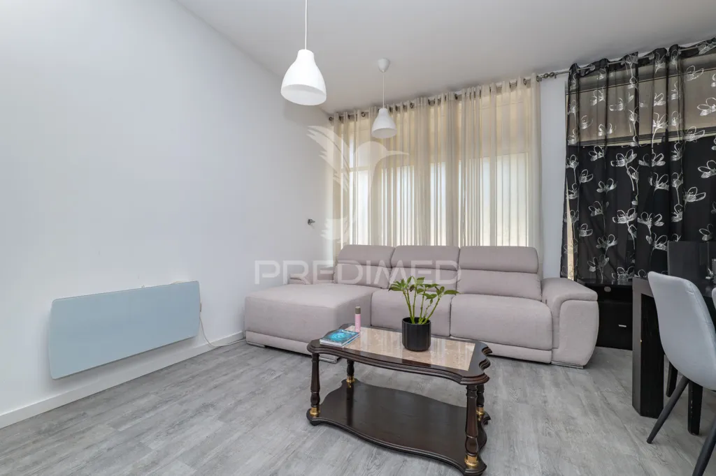Séjour - Converted Shop Apartment near Braga