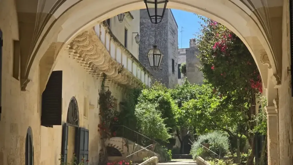 Aed - Rented Apartment with Balcony in Lecce