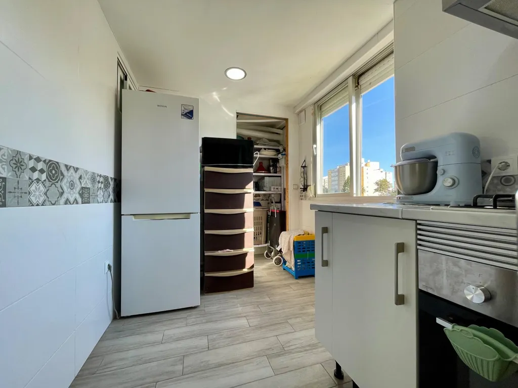 Köök - Reformed Flat with Balcony in La Ardila