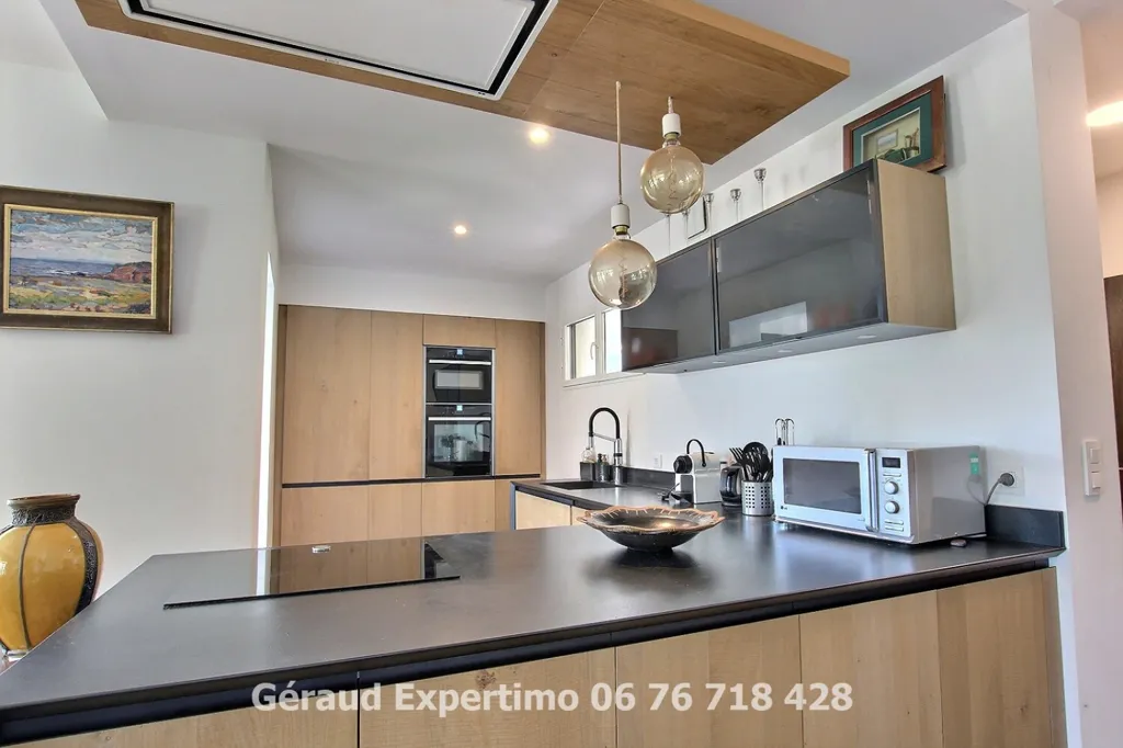 Cuisine - Villa avec vue sur le golf à Aix-en-Provence
