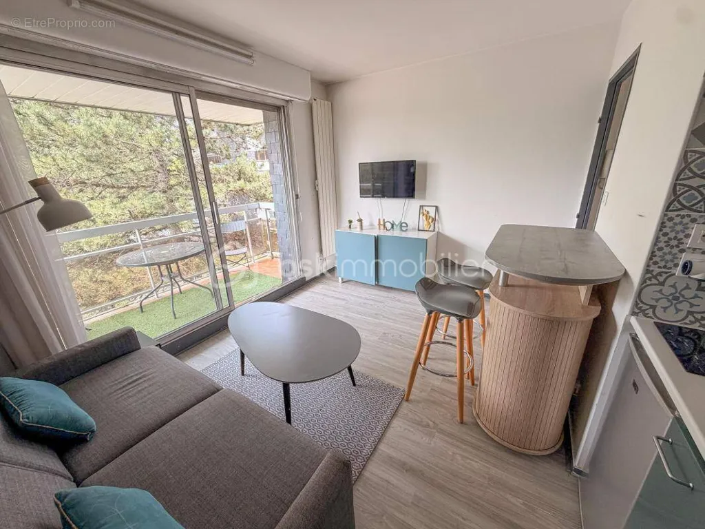 Elutuba - Studio with West Balcony in Vannes
