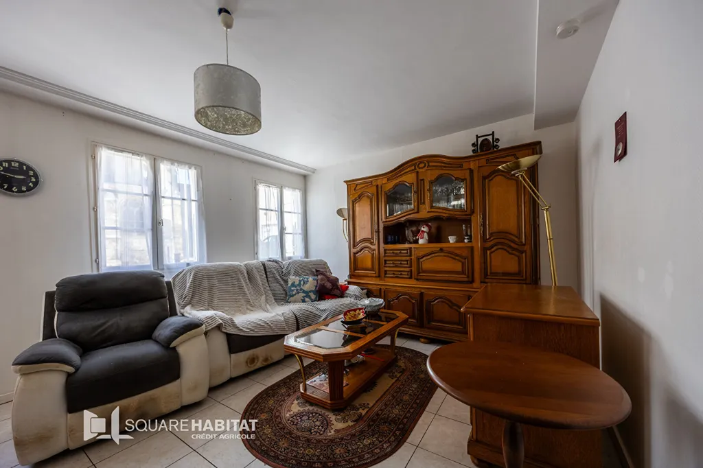 Séjour - Appartement 2 Pièces en Centre-ville à Nonancourt