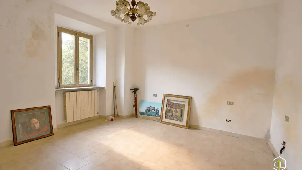 Rooms - Rustic Stone Cottage with Panoramic Terrace in Mulazzo