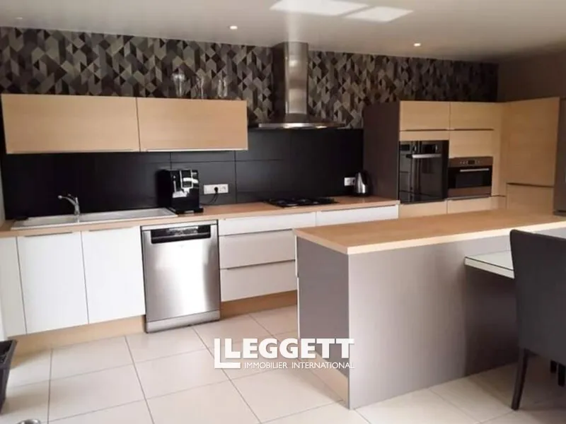 Maison 7 pièces à Lescouët-Gouarec