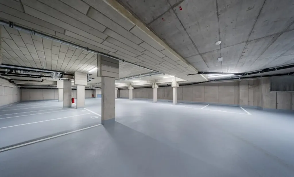 Garage - Provision-Free Apartments with Balcony in Vienna