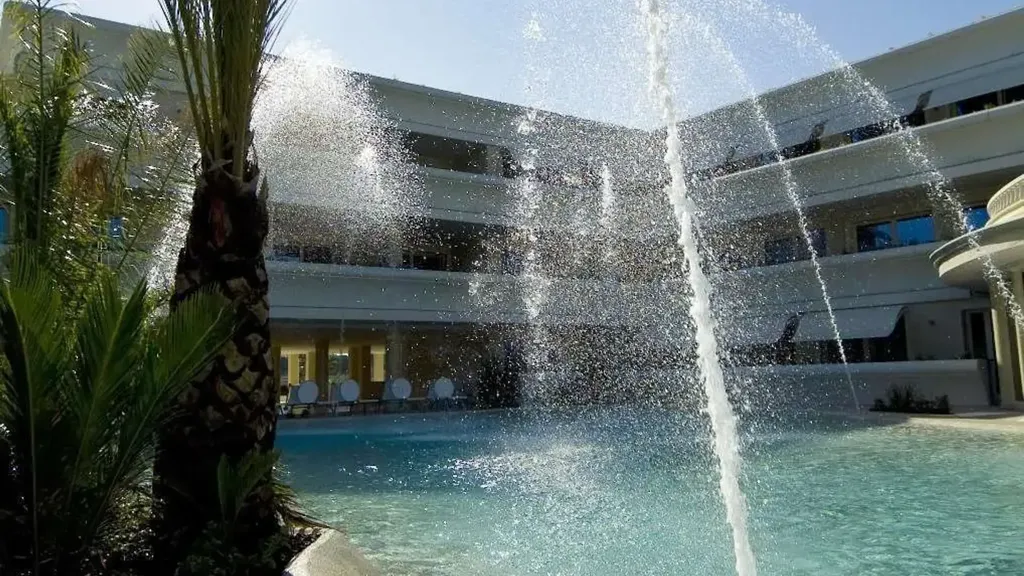 Bassein - Trilocale with Pool in Sirmione
