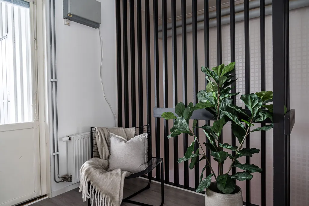 Entrée - Renovated 2-Bedroom Flat with Balcony in Anderstorp