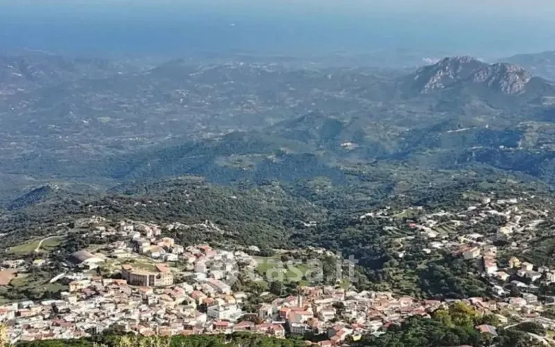 Panoramic Villa with Commercial Space in Arzana