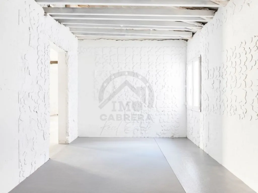 Toad - Luxury Apartment with Rooftop Access in Salamanca