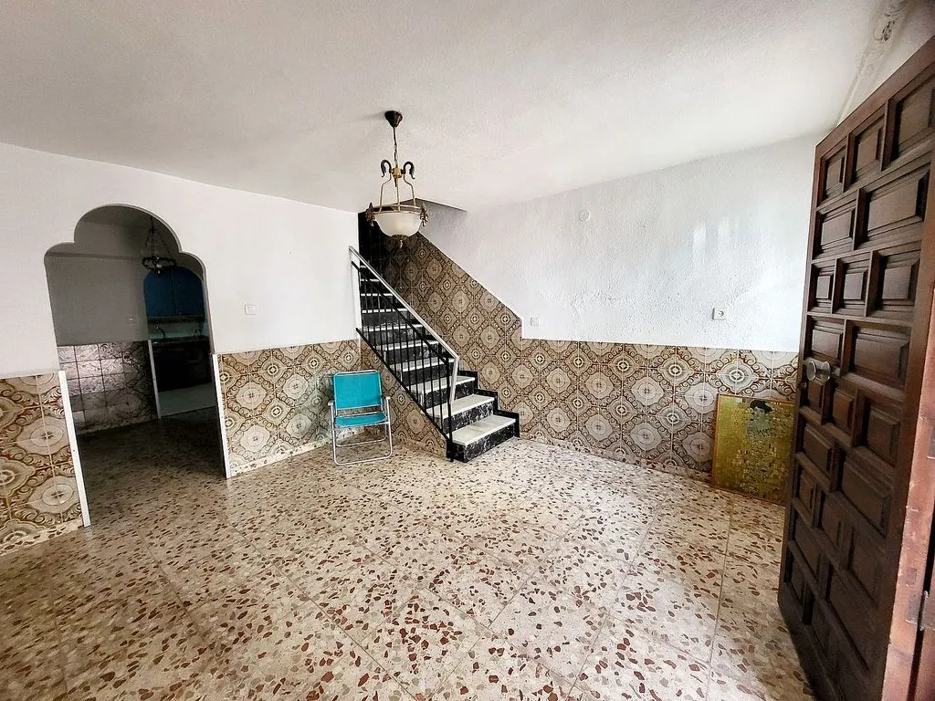 Esik - Terraced House with Terrace in Salobreña